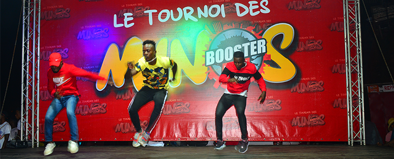 Booster fait danser la Classic à Libreville